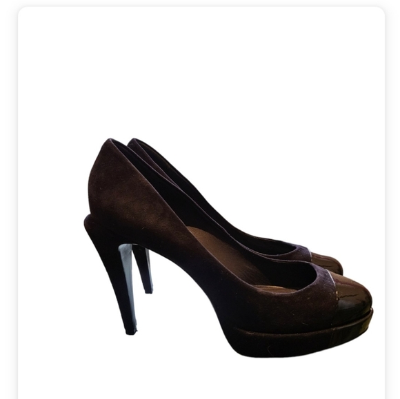 Chanel Pump Heels - Picture 1 of 15